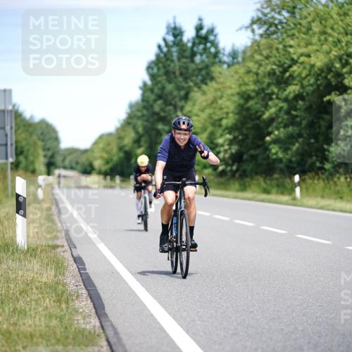 21.06.2026 - Viking Triathlon Michael Burmester http://msf.ph/oto/9877472 21.06.2026 13:01:04 Radfahren 138, 283, 416, 511, 515, 521, 542, 664 meine-sportfotos.de