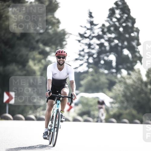 21.06.2026 - 29. Vierlanden-Triathlon H.Heesch http://msf.ph/oto/9877474 21.06.2026 09:03:37 Radfahren 33, 126 meine-sportfotos.de