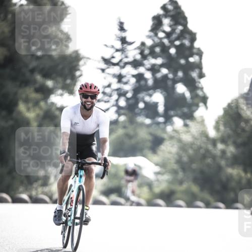 21.06.2026 - 29. Vierlanden-Triathlon H.Heesch http://msf.ph/oto/9877486 21.06.2026 09:03:37 Radfahren 33, 126 meine-sportfotos.de