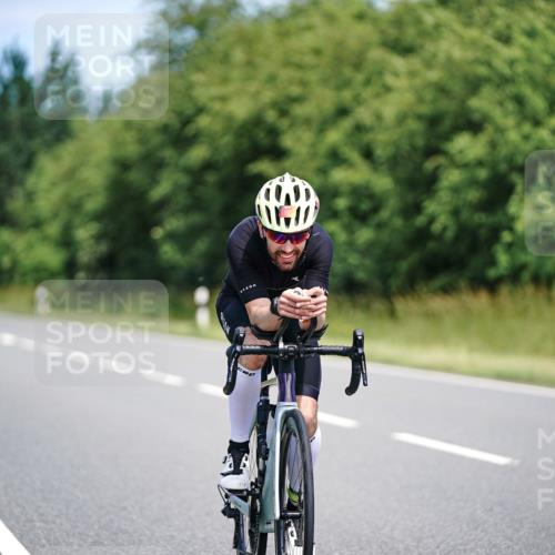 21.06.2026 - Viking Triathlon Michael Burmester http://msf.ph/oto/9877510 21.06.2026 13:01:07 Radfahren 138, 283, 283, 515, 542, 664 meine-sportfotos.de