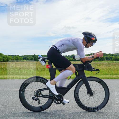21.06.2026 - Viking Triathlon Michael Burmester http://msf.ph/oto/9877595 21.06.2026 12:07:13 Radfahren 44, 60, 166, 212, 267, 316, 348, 387, 419, 608, 615 meine-sportfotos.de