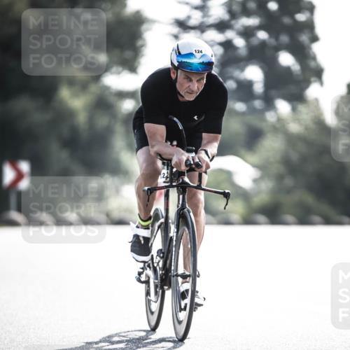 21.06.2026 - 29. Vierlanden-Triathlon H.Heesch http://msf.ph/oto/9877607 21.06.2026 09:03:51 Radfahren 26, 124 meine-sportfotos.de