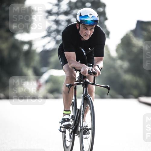 21.06.2026 - 29. Vierlanden-Triathlon H.Heesch http://msf.ph/oto/9877619 21.06.2026 09:03:51 Radfahren 26, 124 meine-sportfotos.de