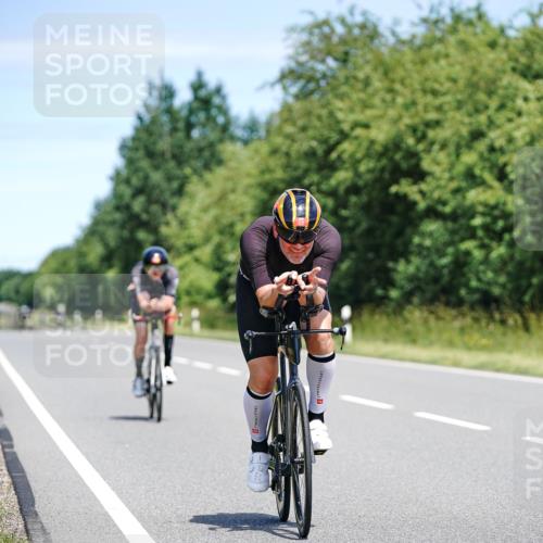 21.06.2026 - Viking Triathlon Michael Burmester http://msf.ph/oto/9877679 21.06.2026 13:03:03 Radfahren 333, 395, 417, 448, 628 meine-sportfotos.de