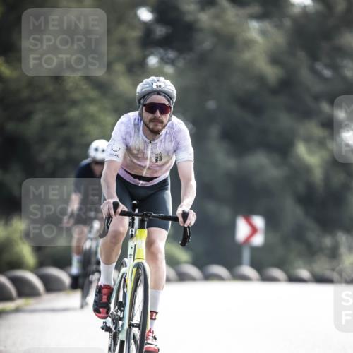21.06.2026 - 29. Vierlanden-Triathlon H.Heesch http://msf.ph/oto/9877689 21.06.2026 09:04:45 Radfahren 50, 70, 81, 98, 146 meine-sportfotos.de