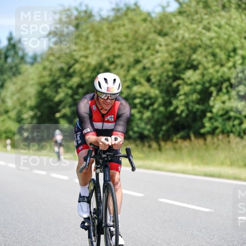 21.06.2026 - Viking Triathlon Michael Burmester http://msf.ph/oto/9877701 21.06.2026 13:03:52 Radfahren 40, 61, 117, 209, 498, 566, 609 meine-sportfotos.de