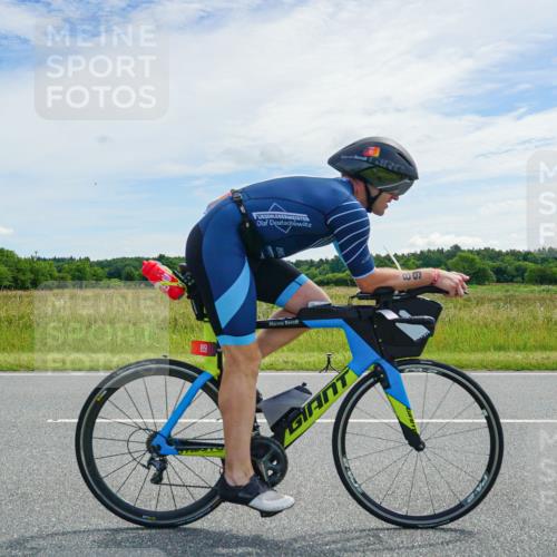21.06.2026 - Viking Triathlon Michael Burmester http://msf.ph/oto/9877721 21.06.2026 12:08:45 Radfahren 68, 72, 89, 123, 123, 224, 266, 295, 370, 409, 409, 427, 427 meine-sportfotos.de