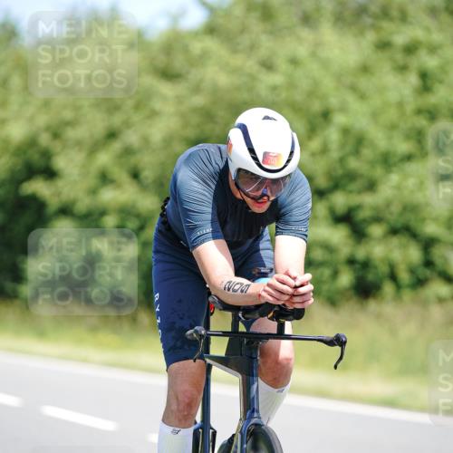 21.06.2026 - Viking Triathlon Michael Burmester http://msf.ph/oto/9877725 21.06.2026 13:03:57 Radfahren 61, 209, 498, 550, 609 meine-sportfotos.de