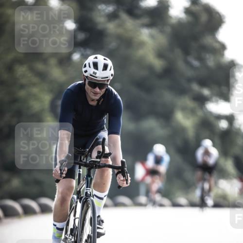 21.06.2026 - 29. Vierlanden-Triathlon H.Heesch http://msf.ph/oto/9877731 21.06.2026 09:04:47 Radfahren 50, 70, 81, 98, 146 meine-sportfotos.de