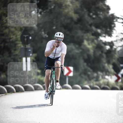 21.06.2026 - 29. Vierlanden-Triathlon H.Heesch http://msf.ph/oto/9877820 21.06.2026 09:05:31 Radfahren 58 meine-sportfotos.de