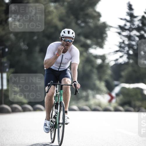 21.06.2026 - 29. Vierlanden-Triathlon H.Heesch http://msf.ph/oto/9877860 21.06.2026 09:05:32 Radfahren 58 meine-sportfotos.de
