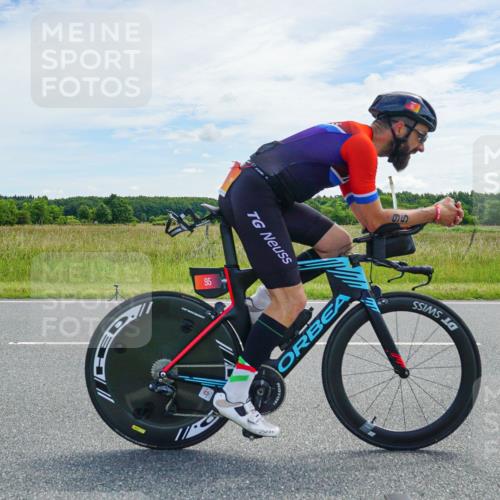 21.06.2026 - Viking Triathlon Michael Burmester http://msf.ph/oto/9877863 21.06.2026 12:11:07 Radfahren 87, 95, 114, 154, 186, 227, 250, 250, 265, 355, 392, 433, 433, 447, 454, 459, 464, 526, 552, 557, 560, 579, 619, 627, 655 meine-sportfotos.de