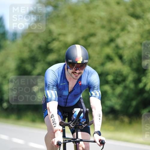 21.06.2026 - Viking Triathlon Michael Burmester http://msf.ph/oto/9877891 21.06.2026 13:04:54 Radfahren 92, 217, 229, 300, 496 meine-sportfotos.de