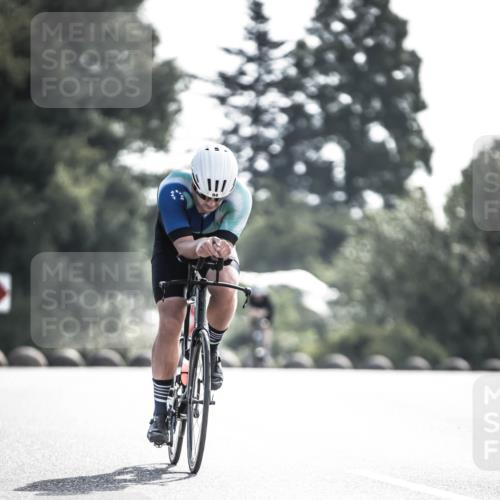 21.06.2026 - 29. Vierlanden-Triathlon H.Heesch http://msf.ph/oto/9877992 21.06.2026 09:06:04 Radfahren 94, 190, 191 meine-sportfotos.de