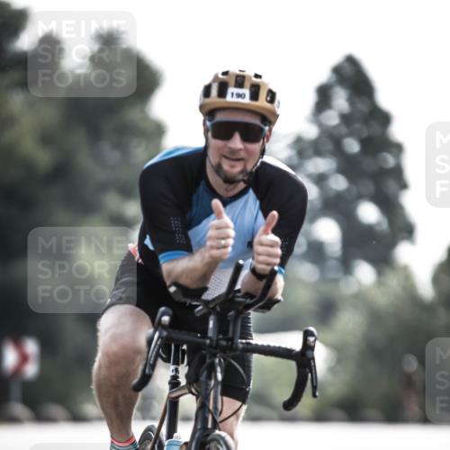 21.06.2026 - 29. Vierlanden-Triathlon H.Heesch http://msf.ph/oto/9878020 21.06.2026 09:06:06 Radfahren 94, 190, 191 meine-sportfotos.de