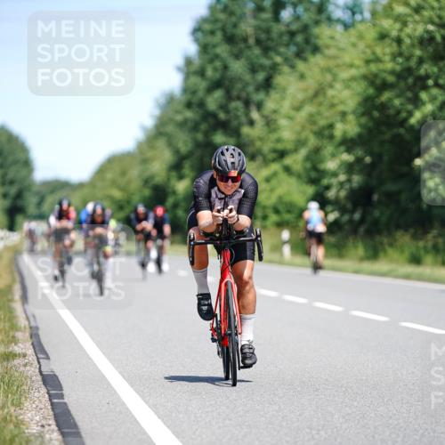 21.06.2026 - Viking Triathlon Michael Burmester http://msf.ph/oto/9878056 21.06.2026 13:06:41 Radfahren 222, 233, 374, 516, 523, 636 meine-sportfotos.de