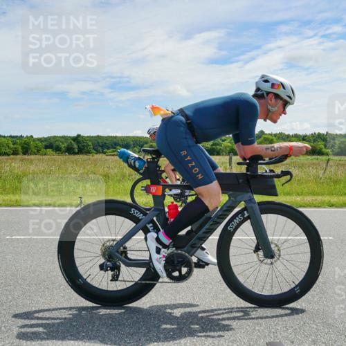 21.06.2026 - Viking Triathlon Michael Burmester http://msf.ph/oto/9878081 21.06.2026 12:13:27 Radfahren 1, 4, 18, 18, 33, 70, 92, 107, 117, 131, 151, 156, 175, 207, 296, 414, 486, 487, 506, 559, 574, 637 meine-sportfotos.de