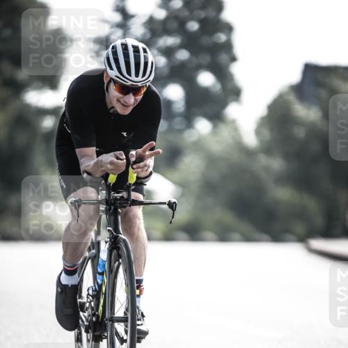 21.06.2026 - 29. Vierlanden-Triathlon H.Heesch http://msf.ph/oto/9878088 21.06.2026 09:06:11 Radfahren 92, 191 meine-sportfotos.de