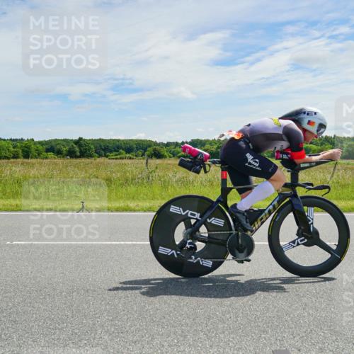 21.06.2026 - Viking Triathlon Michael Burmester http://msf.ph/oto/9878101 21.06.2026 12:13:28 Radfahren 1, 4, 18, 18, 33, 70, 92, 107, 117, 151, 156, 175, 207, 296, 414, 486, 487, 506, 559, 574, 637 meine-sportfotos.de