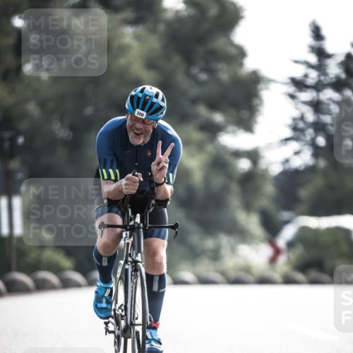 21.06.2026 - 29. Vierlanden-Triathlon H.Heesch http://msf.ph/oto/9878148 21.06.2026 09:06:56 Radfahren 200 meine-sportfotos.de