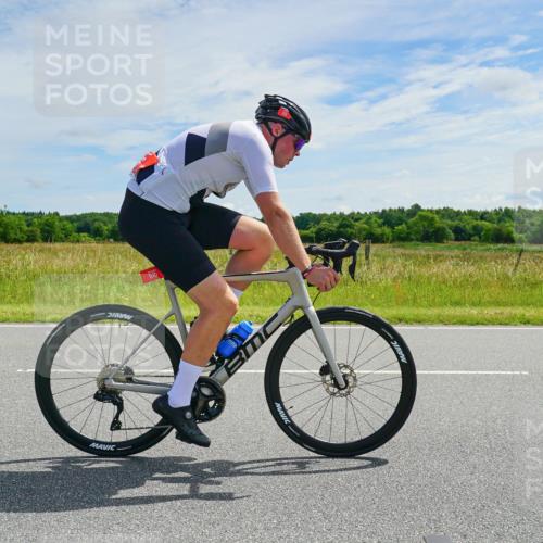 21.06.2026 - Viking Triathlon Michael Burmester http://msf.ph/oto/9878175 21.06.2026 12:14:36 Radfahren 2, 19, 167, 197, 528, 616, 667 meine-sportfotos.de