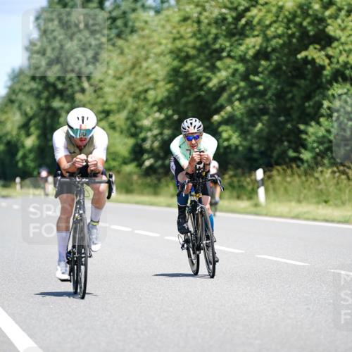 21.06.2026 - Viking Triathlon Michael Burmester http://msf.ph/oto/9878212 21.06.2026 13:07:06 Radfahren 59, 59, 321, 345, 369, 564 meine-sportfotos.de