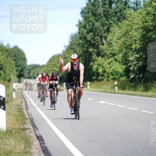 21.06.2026 - Viking Triathlon Michael Burmester http://msf.ph/oto/9878335 21.06.2026 13:07:44 Radfahren 329, 538, 577, 650 meine-sportfotos.de