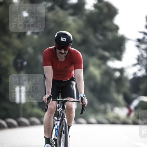 21.06.2026 - 29. Vierlanden-Triathlon H.Heesch http://msf.ph/oto/9878342 21.06.2026 09:07:38 Radfahren 121 meine-sportfotos.de