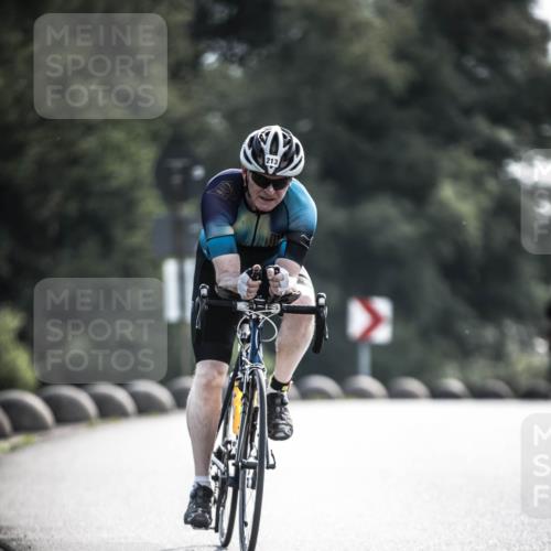 21.06.2026 - 29. Vierlanden-Triathlon H.Heesch http://msf.ph/oto/9878463 21.06.2026 09:07:57 Radfahren 93, 213 meine-sportfotos.de