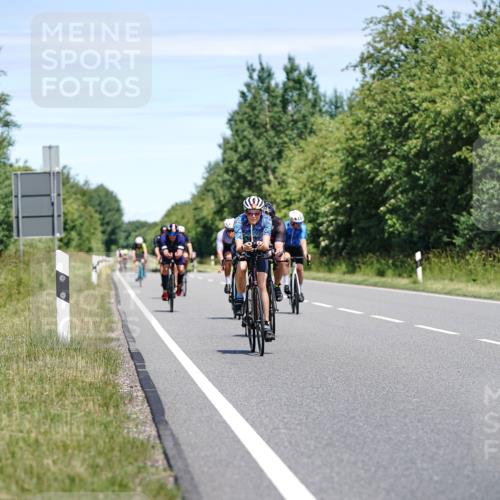 21.06.2026 - Viking Triathlon Michael Burmester http://msf.ph/oto/9878482 21.06.2026 13:08:23 Radfahren 134, 158, 182, 183, 207, 318, 324, 325, 398, 399, 505 meine-sportfotos.de