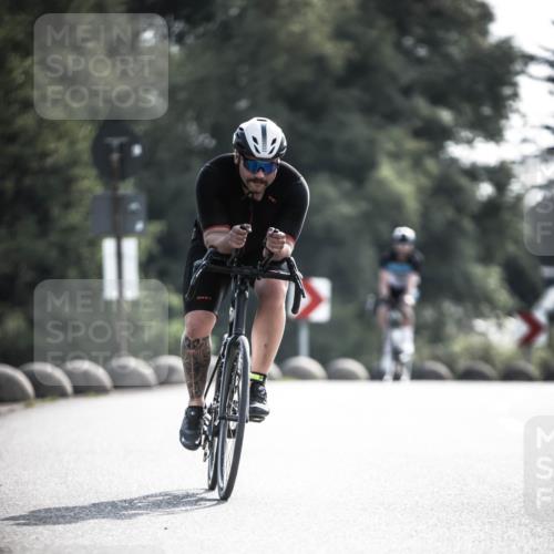 21.06.2026 - 29. Vierlanden-Triathlon H.Heesch http://msf.ph/oto/9878494 21.06.2026 09:08:03 Radfahren 52, 93 meine-sportfotos.de