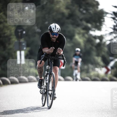 21.06.2026 - 29. Vierlanden-Triathlon H.Heesch http://msf.ph/oto/9878496 21.06.2026 09:08:03 Radfahren 52, 93 meine-sportfotos.de