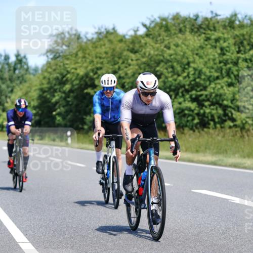 21.06.2026 - Viking Triathlon Michael Burmester http://msf.ph/oto/9878514 21.06.2026 13:08:26 Radfahren 134, 158, 182, 183, 207, 318, 324, 325, 398, 399, 505 meine-sportfotos.de