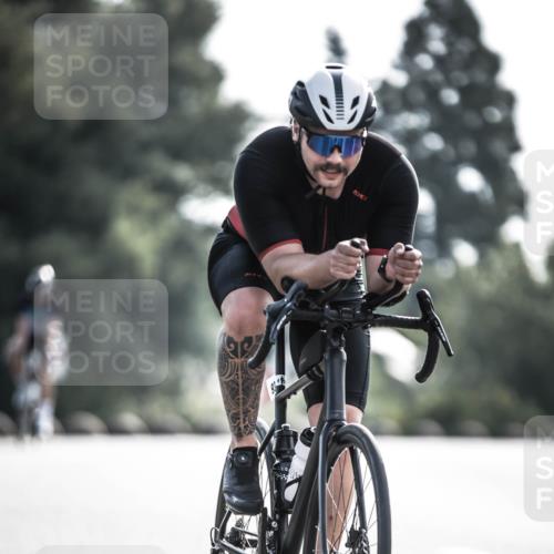 21.06.2026 - 29. Vierlanden-Triathlon H.Heesch http://msf.ph/oto/9878527 21.06.2026 09:08:04 Radfahren 52, 93 meine-sportfotos.de