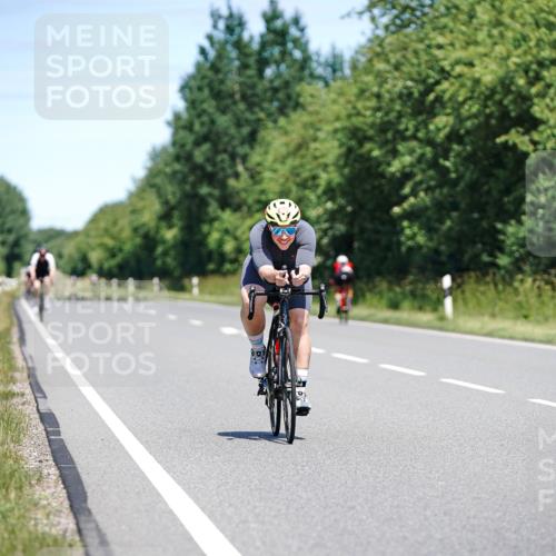 21.06.2026 - Viking Triathlon Michael Burmester http://msf.ph/oto/9878608 21.06.2026 13:08:37 Radfahren 134, 158, 182, 183, 207, 207, 318, 324, 325, 398, 439 meine-sportfotos.de