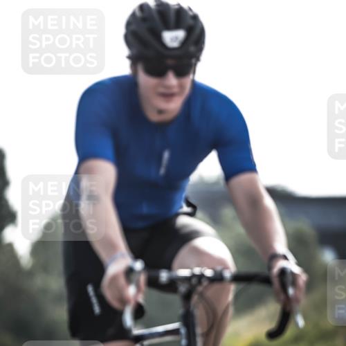 21.06.2026 - 29. Vierlanden-Triathlon H.Heesch http://msf.ph/oto/9878634 21.06.2026 09:08:35 Radfahren 22 meine-sportfotos.de