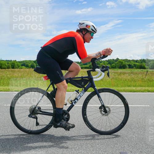 21.06.2026 - Viking Triathlon Michael Burmester http://msf.ph/oto/9878665 21.06.2026 12:21:58 Radfahren 41, 53, 83, 86, 100, 202, 205, 238, 243, 321, 324, 341, 429, 456, 469, 533, 624, 632, 645, 668, 670 meine-sportfotos.de