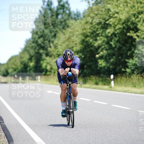 21.06.2026 - Viking Triathlon Michael Burmester http://msf.ph/oto/9878682 21.06.2026 13:08:59 Radfahren 135, 207, 262, 439, 504 meine-sportfotos.de