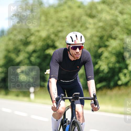 21.06.2026 - Viking Triathlon Michael Burmester http://msf.ph/oto/9878729 21.06.2026 13:09:25 Radfahren 223, 388, 563, 602, 656 meine-sportfotos.de