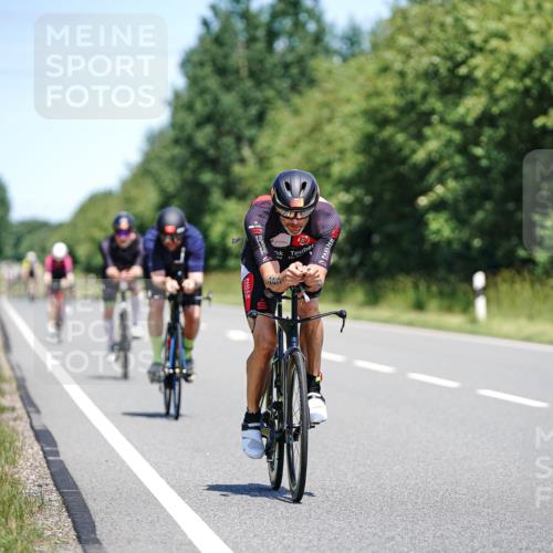 21.06.2026 - Viking Triathlon Michael Burmester http://msf.ph/oto/9878746 21.06.2026 13:09:27 Radfahren 223, 388, 563, 602, 632, 656 meine-sportfotos.de