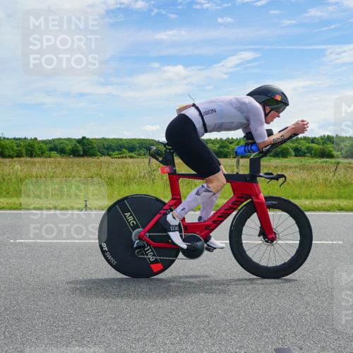 21.06.2026 - Viking Triathlon Michael Burmester http://msf.ph/oto/9878842 21.06.2026 12:23:48 Radfahren 8, 46, 62, 65, 98, 103, 119, 136, 177, 222, 223, 256, 280, 368, 388, 457, 527, 530, 546, 563, 569, 605, 615, 634, 654 meine-sportfotos.de