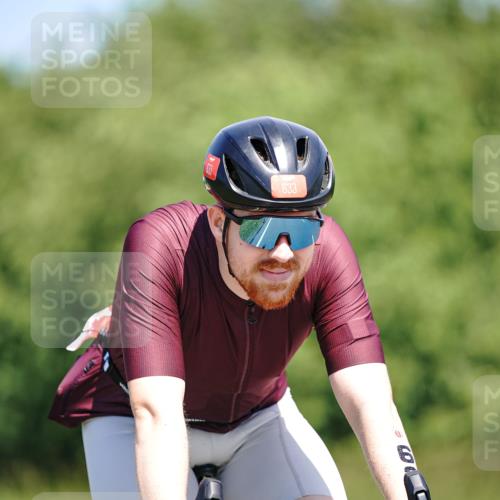 21.06.2026 - Viking Triathlon Michael Burmester http://msf.ph/oto/9878891 21.06.2026 13:10:47 Radfahren 178, 258, 306 meine-sportfotos.de