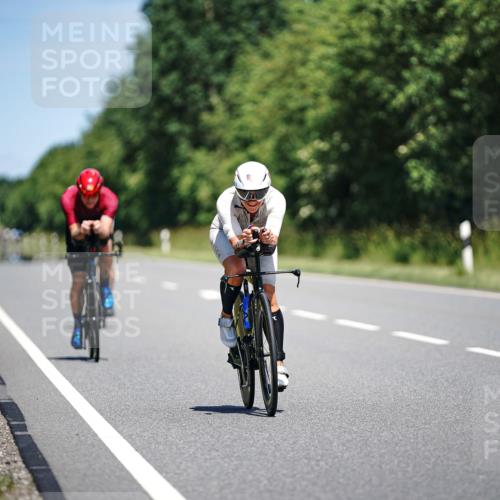 21.06.2026 - Viking Triathlon Michael Burmester http://msf.ph/oto/9878900 21.06.2026 13:10:51 Radfahren 178, 258, 306, 353 meine-sportfotos.de