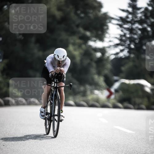21.06.2026 - 29. Vierlanden-Triathlon H.Heesch http://msf.ph/oto/9878912 21.06.2026 09:10:02 Radfahren 231 meine-sportfotos.de