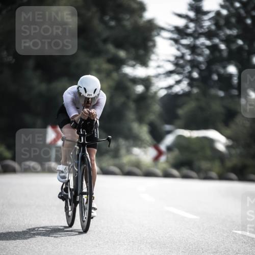 21.06.2026 - 29. Vierlanden-Triathlon H.Heesch http://msf.ph/oto/9878916 21.06.2026 09:10:02 Radfahren 231 meine-sportfotos.de