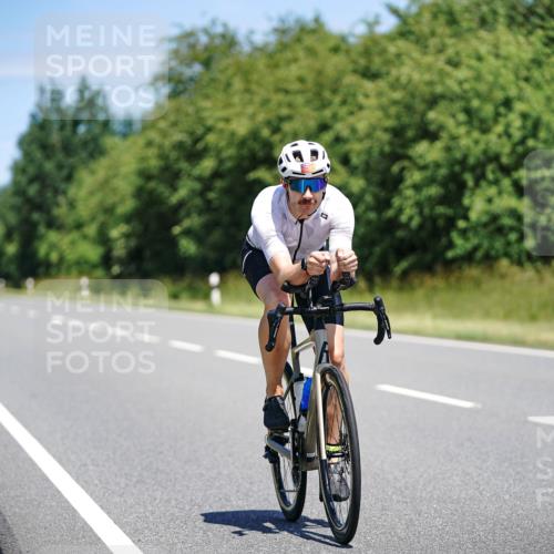 21.06.2026 - Viking Triathlon Michael Burmester http://msf.ph/oto/9878941 21.06.2026 13:10:55 Radfahren 258, 306, 353 meine-sportfotos.de