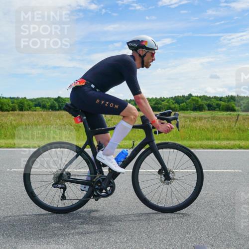 21.06.2026 - Viking Triathlon Michael Burmester http://msf.ph/oto/9878945 21.06.2026 12:24:41 Radfahren 54, 208, 350, 352, 362, 494, 660, 660 meine-sportfotos.de