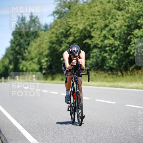 21.06.2026 - Viking Triathlon Michael Burmester http://msf.ph/oto/9878953 21.06.2026 13:11:01 Radfahren 258, 306, 341, 353, 424, 561 meine-sportfotos.de