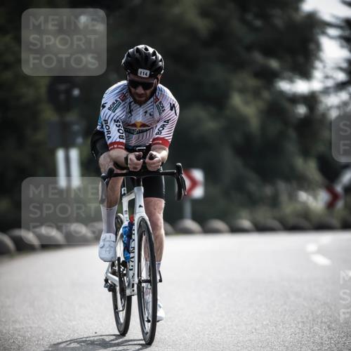21.06.2026 - 29. Vierlanden-Triathlon H.Heesch http://msf.ph/oto/9878956 21.06.2026 09:10:13 Radfahren 3, 114, 211 meine-sportfotos.de