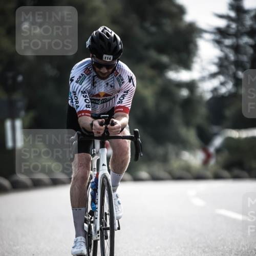 21.06.2026 - 29. Vierlanden-Triathlon H.Heesch http://msf.ph/oto/9878963 21.06.2026 09:10:13 Radfahren 3, 114, 211 meine-sportfotos.de